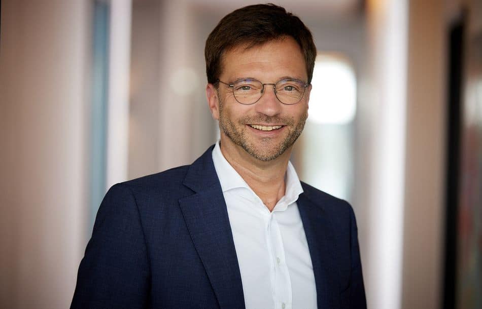 INA_KB_PrivatesInstitut_AbgesangMitAnsage_2022_beitragsbild