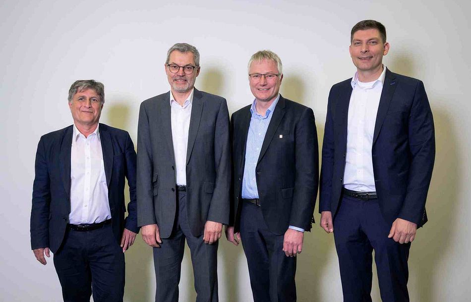 Projektfortschritte und Neuwahlen