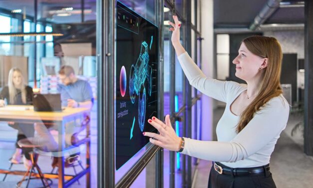 OWL testet die nächste Stufe industrieller KI