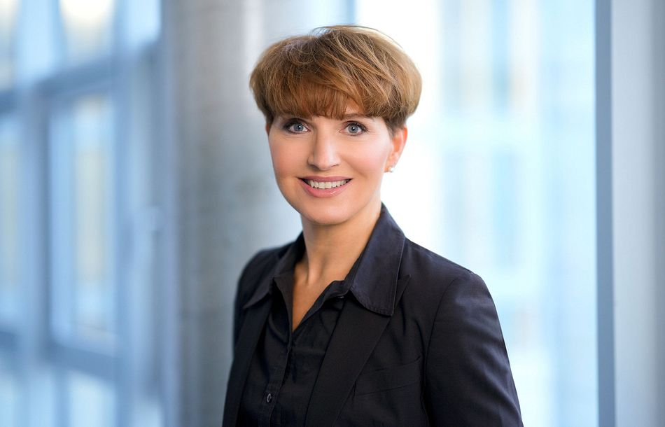 3_2-schaeffler-executive-board-astrid-fontaine_beitragsbild